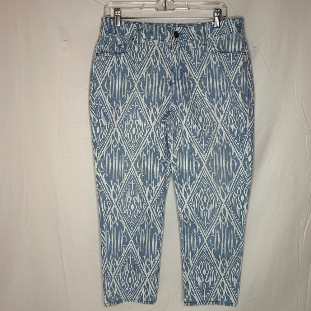 Chico’s platinum crop jeans Chico’s size 0